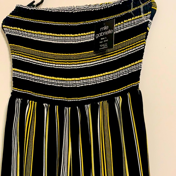 Brand: Mlle Gabrielle  jumpsuits - Picture 2 of 5